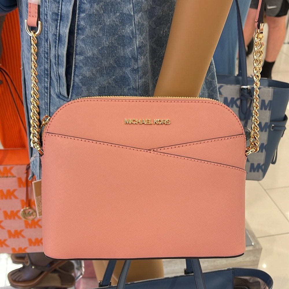 MICHAEL KORS 
Jet Set Travel Medium Dome Crossbody Bag XCROSS XBODY
Primrose
NWT